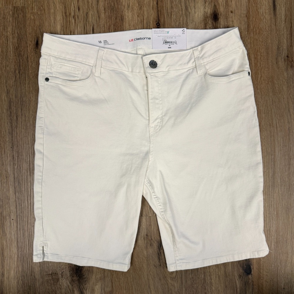 Liz Claiborne Sara Flex Bermuda Shorts Womens 16 White Mid Rise Slimming Tummy
